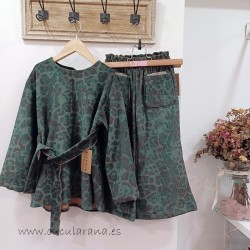 pantalón capri camuflaje...