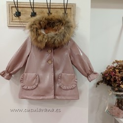 Charol evase capucha pelo...
