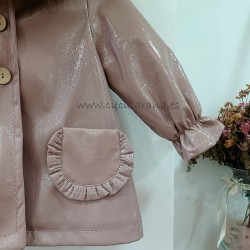 Charol evase capucha pelo rosa nude
