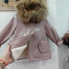 Charol evase capucha pelo rosa nude