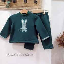 Conjunto Chandal niño verde conejito de kiz