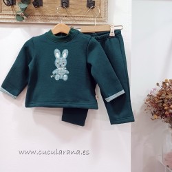 Conjunto Chandal niño verde conejito de kiz