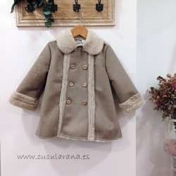 Pelliza cruzada camel-topo de la Martinica