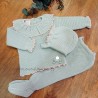 Conjunto jubon con polaina y capota