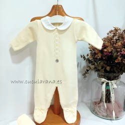 Pelele entero amarillo cuello bebe