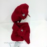 Boina con cuello de punto rojo