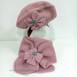 Boina con cuello de punto rosa mejenta