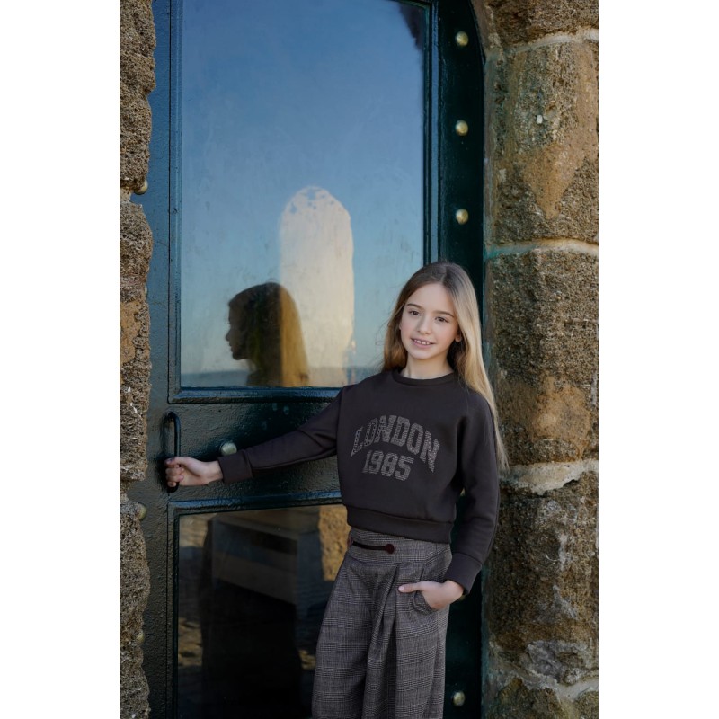 Noma Fernandez Sudadera y pantalon diana