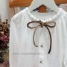 blusa bambula crudo cuello cordón