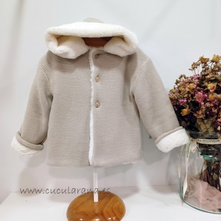Abrigo punto peluche crudo