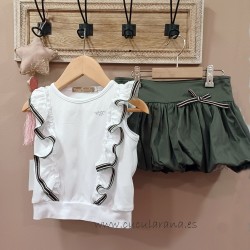 Noma fernandez camiseta y falda olivo