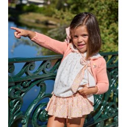 braga flores y blusa herradura peach de la Martinica