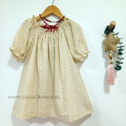 Vestido de niña batista crudo