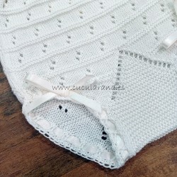 Braguita de niña perle color crudo