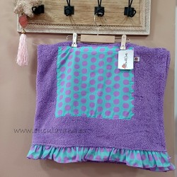 Toalla niña malva rosa malva lunares