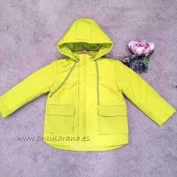 Mia y Lia anorack amarillo...
