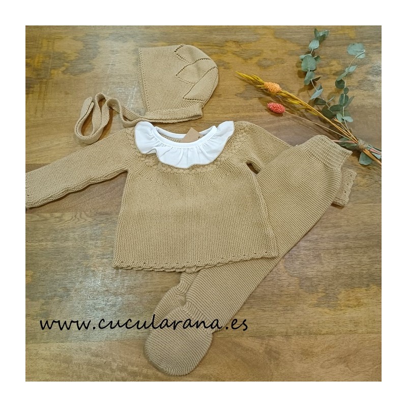 Conjunto de bebe de PRIMERA PUESTA CAMEL de CESAR BLANCO